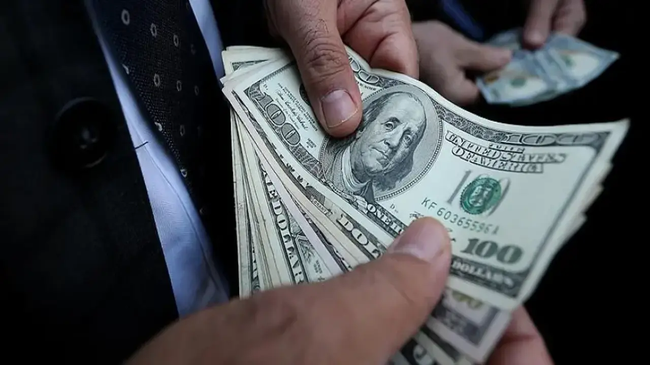 Hepsi dolara sırtını döndü! Trilyon dolarlık devlerin tercihi değişti: Tarihte bir ilk
