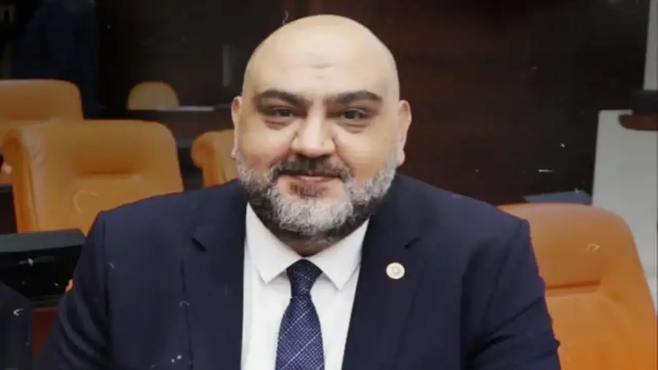 İddia: İYİ Parti'den istifa edip AK Parti'ye geçecek