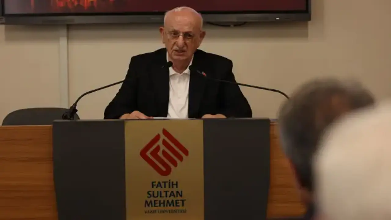 İsmail Kahraman: Gemiden fareler kaçar, kaptanlar değil