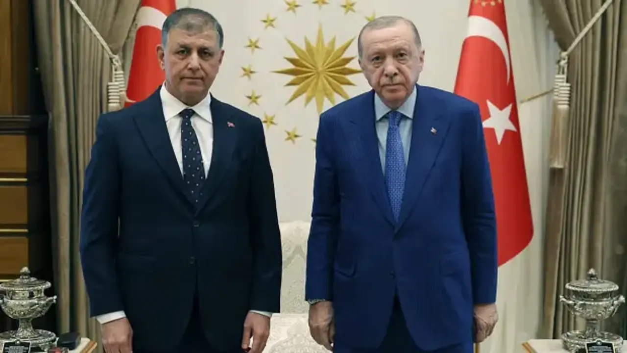 İsrail manşetleri İzmir'i dert etti: 'Erdoğan laikliğin kalesi İzmir’i fethetti'