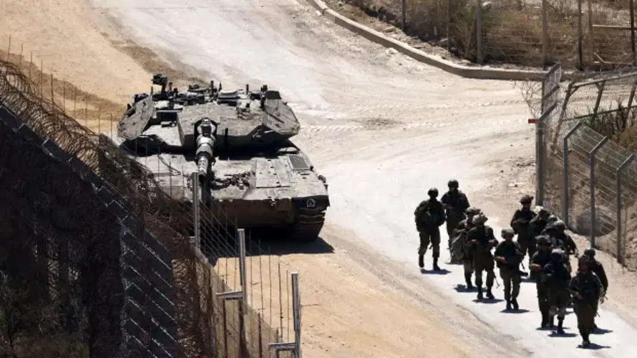 İsrail ordusu Suriye'de köylere baskın düzenledi! Evlerde arama yaptılar