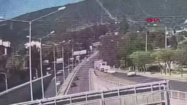 İzmir'de bir polisin şehit olduğu tır dehşetinin görüntüleri ortaya çıktı