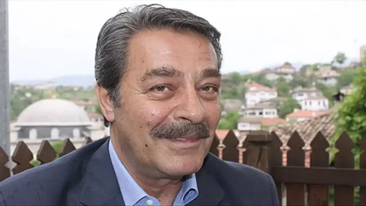 Kadir İnanır'a veda: Son yolculuğuna uğurlanıyor!