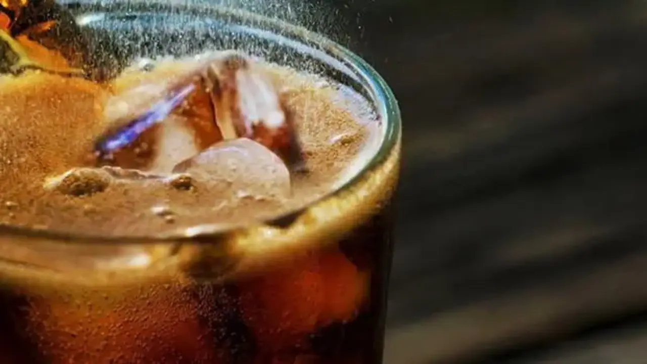 Kanser riskini artırıyor! En az 1 porsiyon içenleri tehlike bekliyor