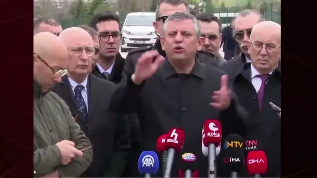 'Karikatür' gibi Özgür Özel! Operasyonlar sonrası ruh hali bozuldu
