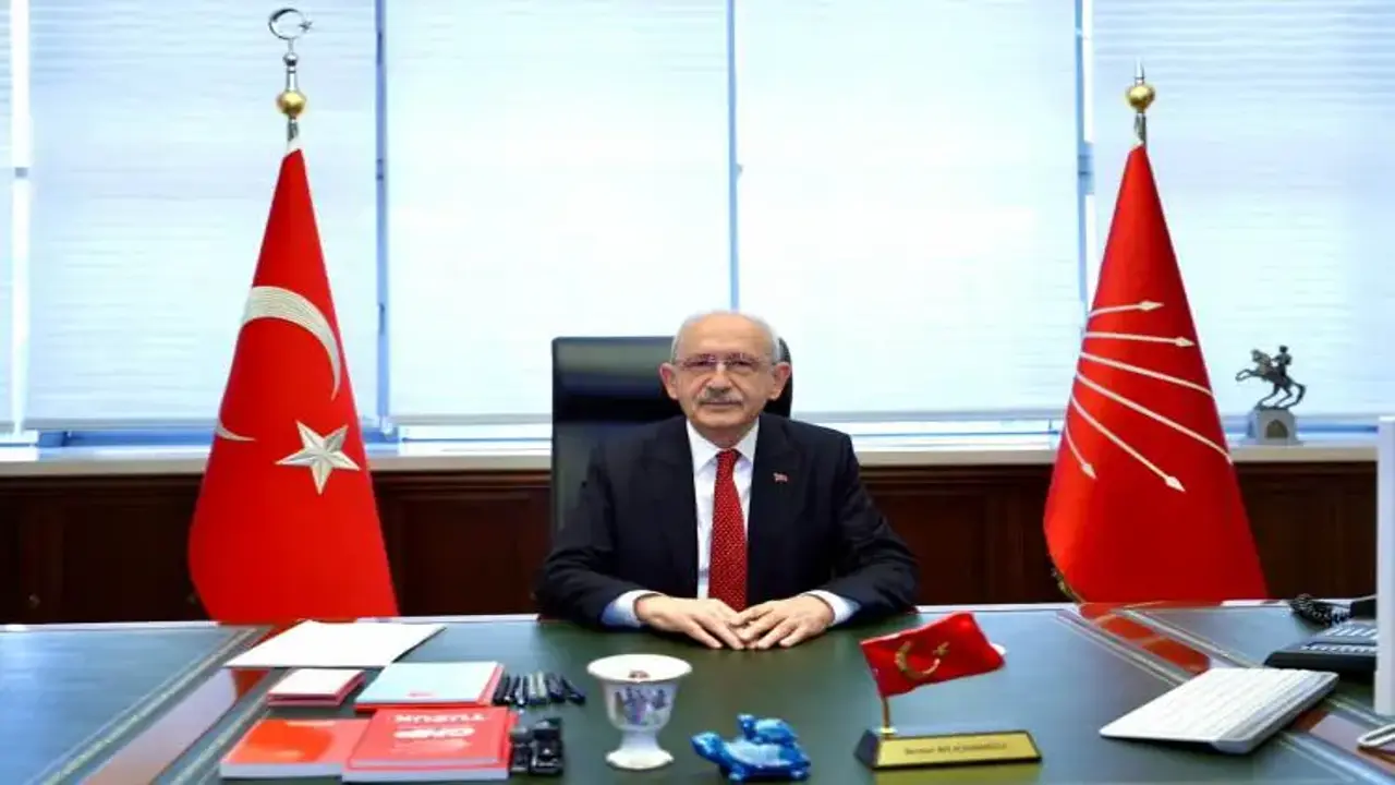 Kemal Kılıçdaroğlu genel başkanlık makamında: 12. kattan ilk kareler geldi