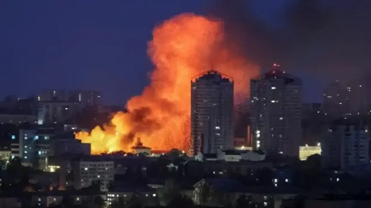 Kiev ve Dnipro'ya füze yağmuru! Çok sayıda ölü var