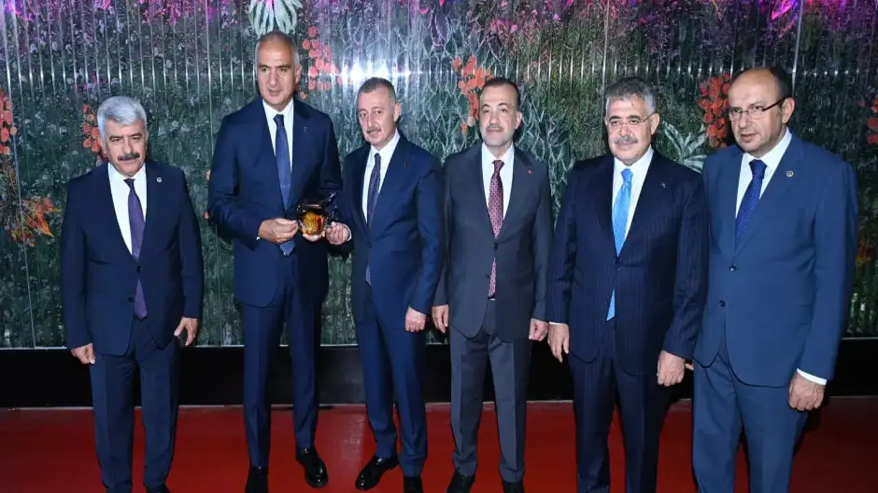Kocaeli turizminde yeni dönem! Bakan Ersoy’dan dikkat çeken hamle