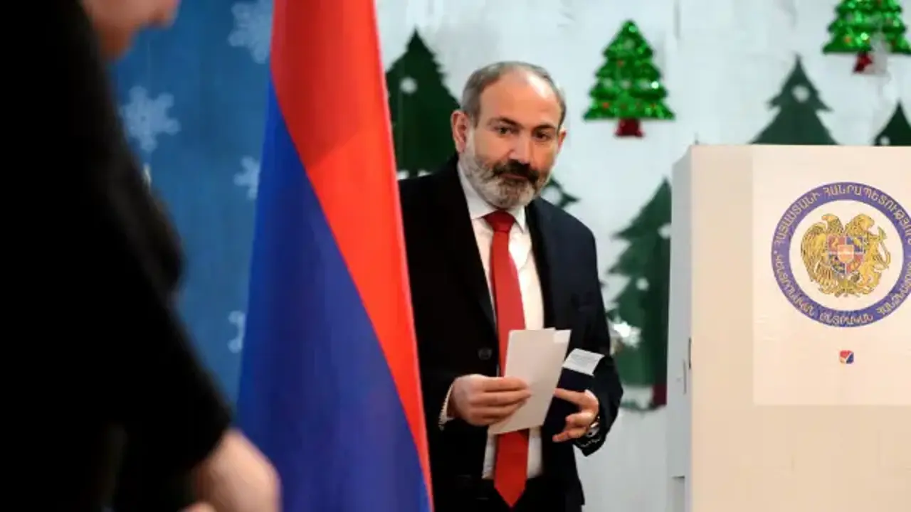 Komşuda sıcak saatler! Seçime 1 gün kala bomba hamle! 6 aday gözaltına alındı