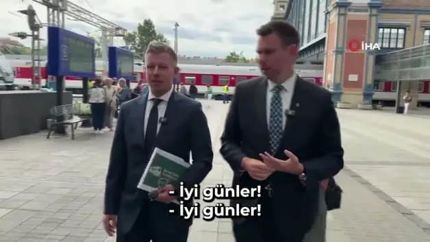 Macaristan Başbakanı Magyar'a tükürüklü saldırı