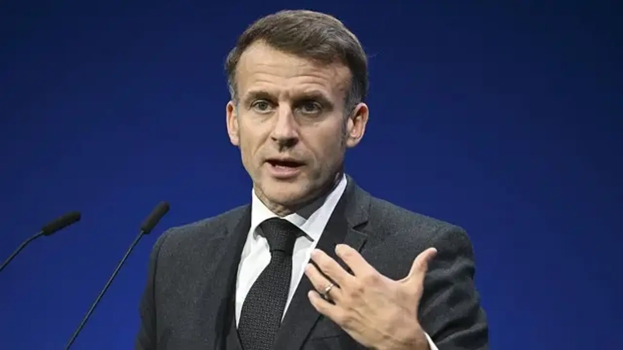 Macron'dan Hürmüz adımı: Umman ile birlikte çalışacaklarını belirtti