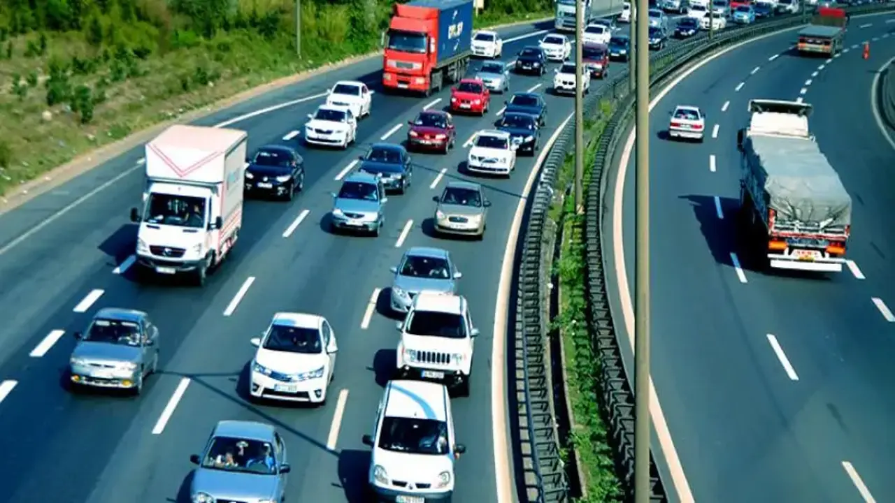 Milyonlarca araç sahibini ilgilendiriyor: Trafik sigortasında yeni tarife belli oldu
