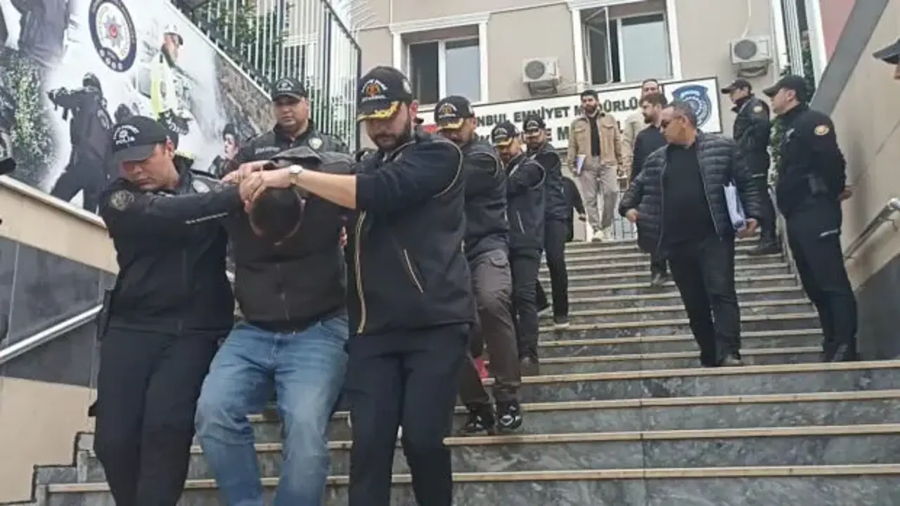 Milyonluk haraç çetesine darbe: Silahların emanet edildiği otel mühürlendi