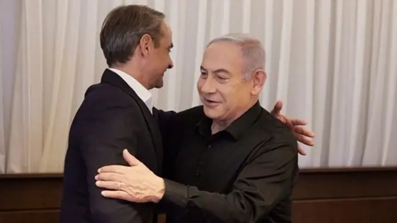 Netanyahu kucaklaşması Atina’yı böldü: “Dünya dışlıyor, siz sarılıyorsunuz”