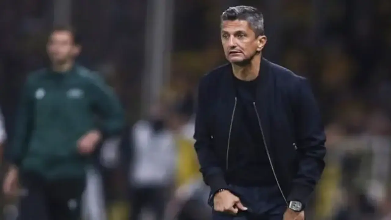 PAOK'ta beklenmedik Lucescu kararı
