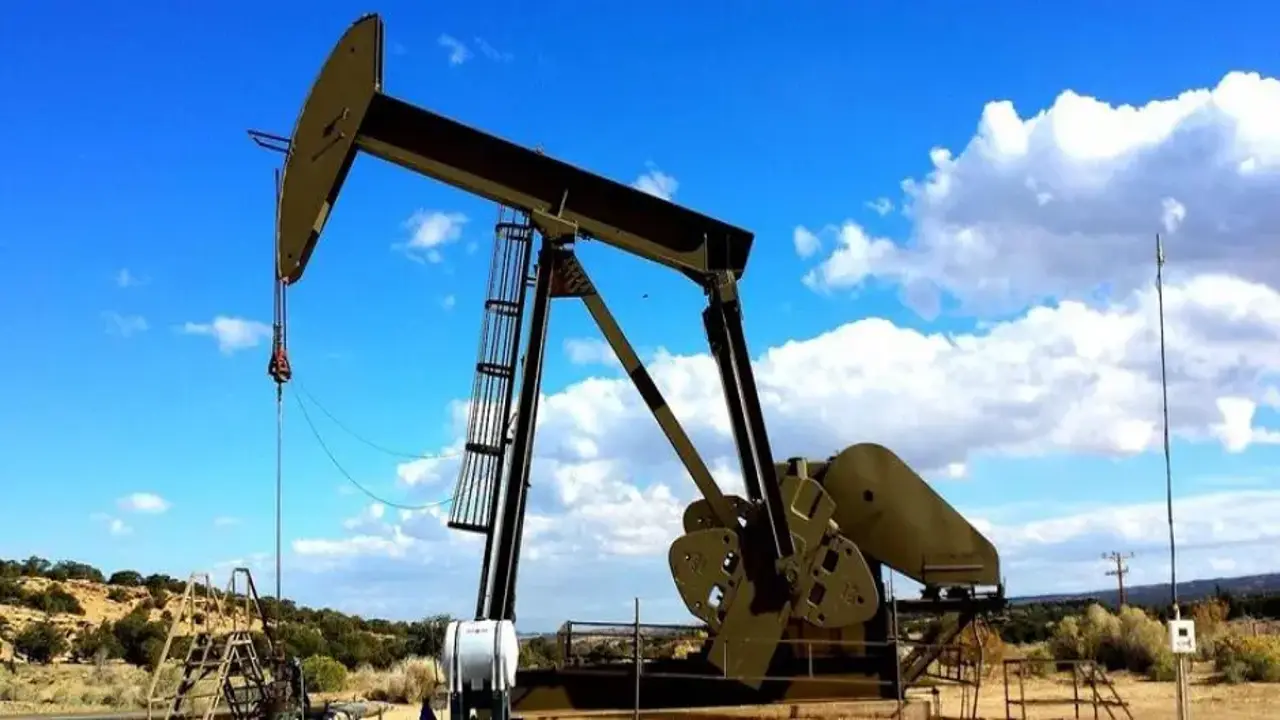 Petrol fiyatları düşecek mi? Trump’tan piyasaları hareketlendiren İran açıklaması