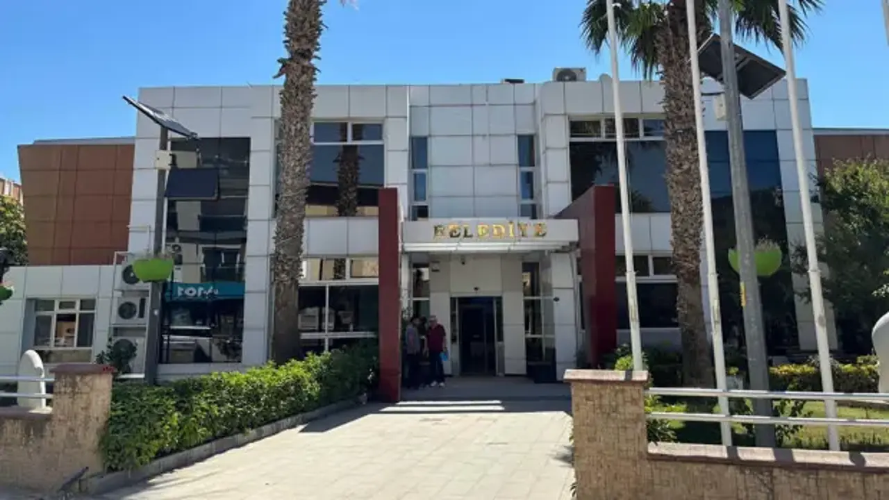 Seferihisar Belediyesinde 'rüşvet' soruşturmasında 29 tutuklama
