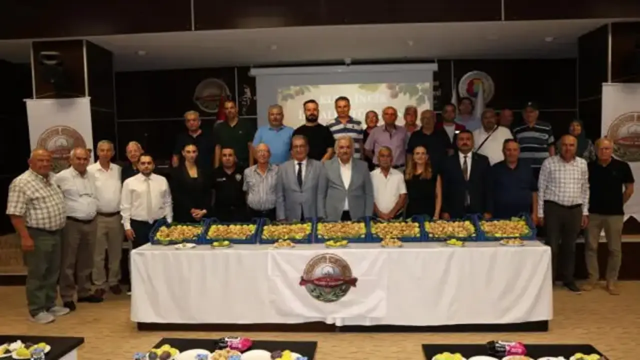 Sezonun ilk kuru inciri 600 TL'den alındı