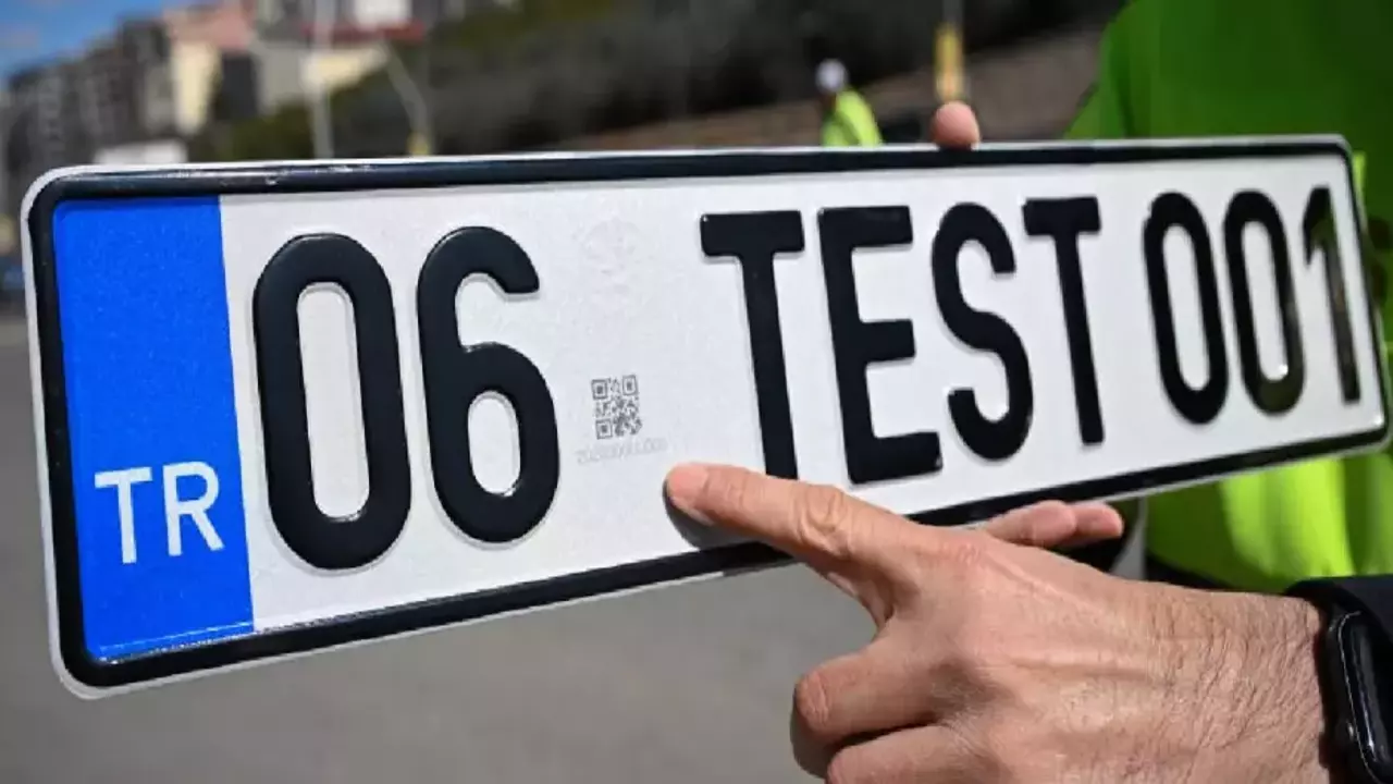 Standart dışı plakalar için tanınan rehberlik süresi yarın sona eriyor