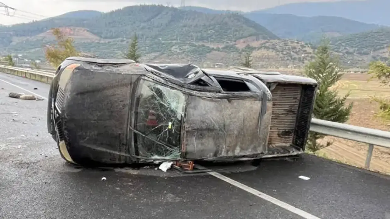 Takla atan kamyonetteki aynı aileden 4 kişi yaralandı