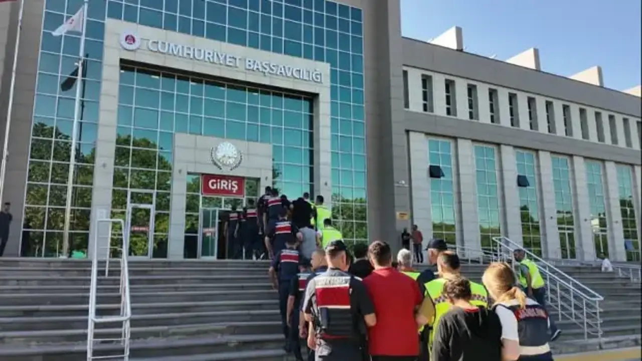 Tekirdağ'da uyuşturucu ve silah kaçakçılığı operasyonları: 24 zanlı tutuklandı