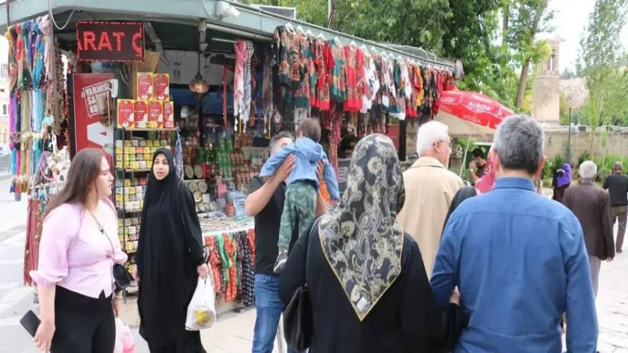 TEKNOFEST Güneydoğu Şanlıurfa'da esnafın yüzünü güldürdü