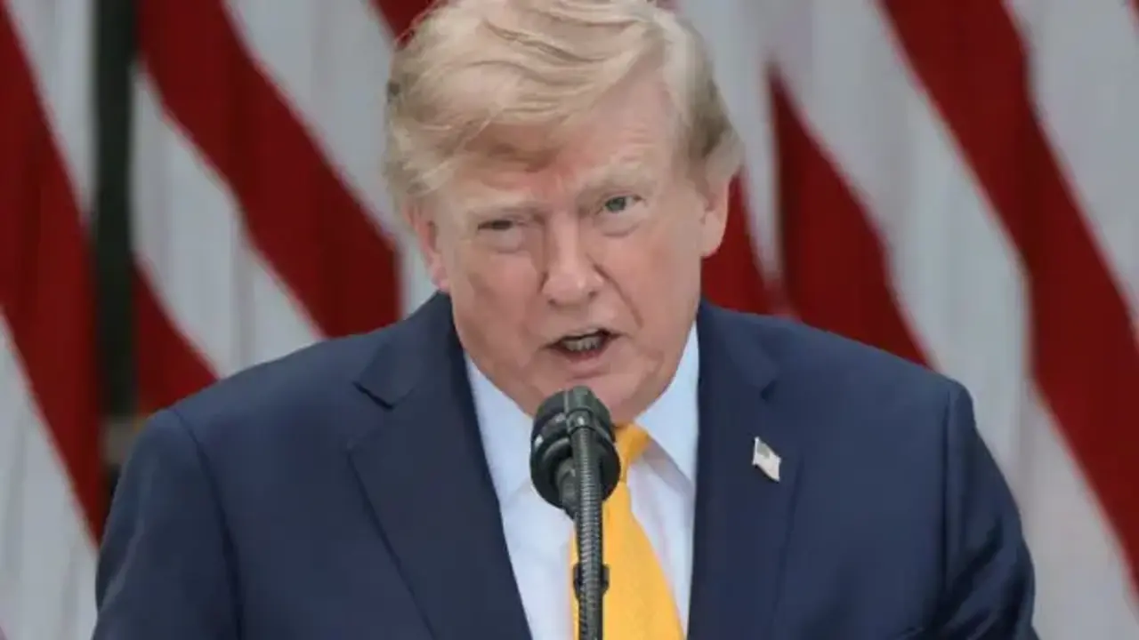 Trump kendini 