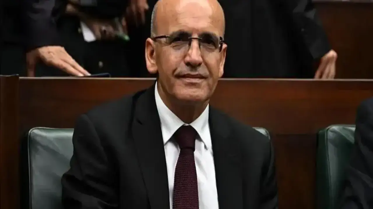 Turizm gelirleri direndi, destekler artıyor! Bakan Şimşek'ten ekonomiye güven veren mesaj
