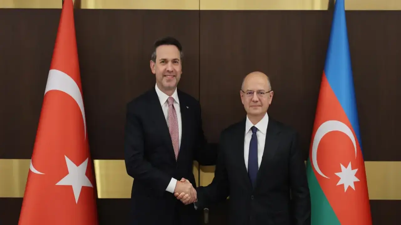Türkiye-Azerbaycan’dan dev enerji hamlesi! Üç kritik hat için düğmeye basıldı