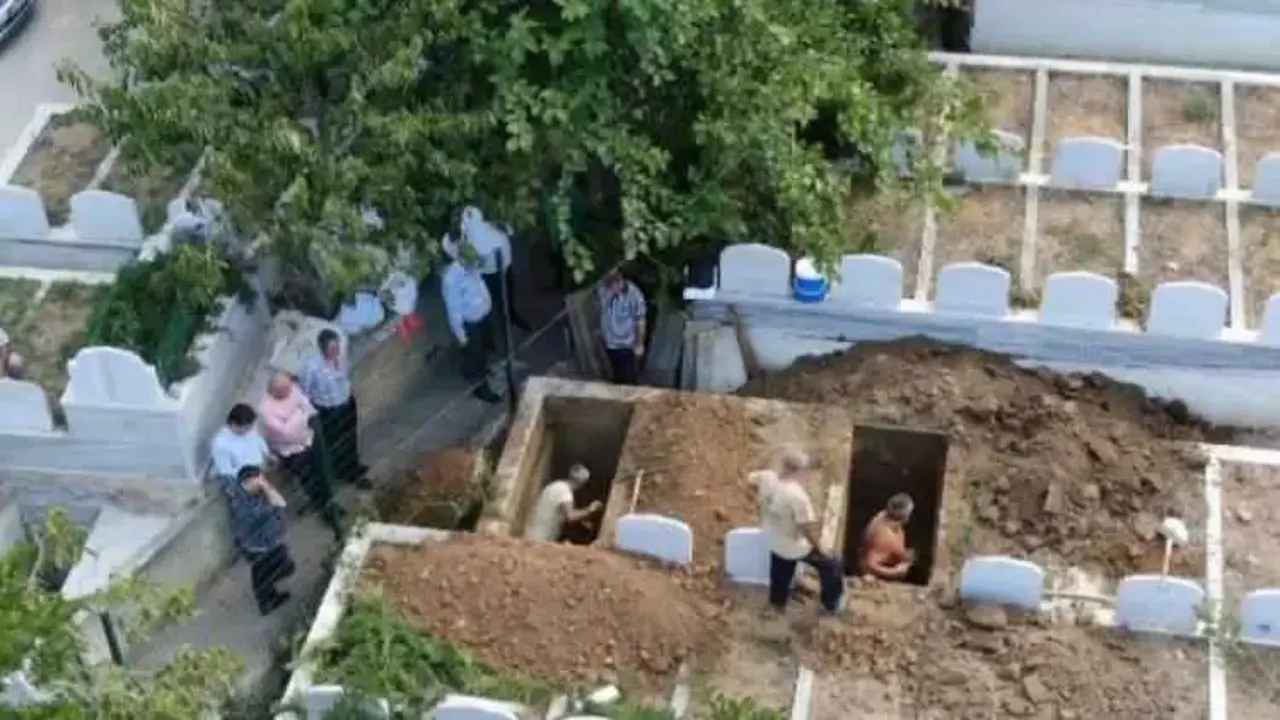 Türkiye'nin feth-i kabirleri! Aralarında Mimar Sinan bile var...