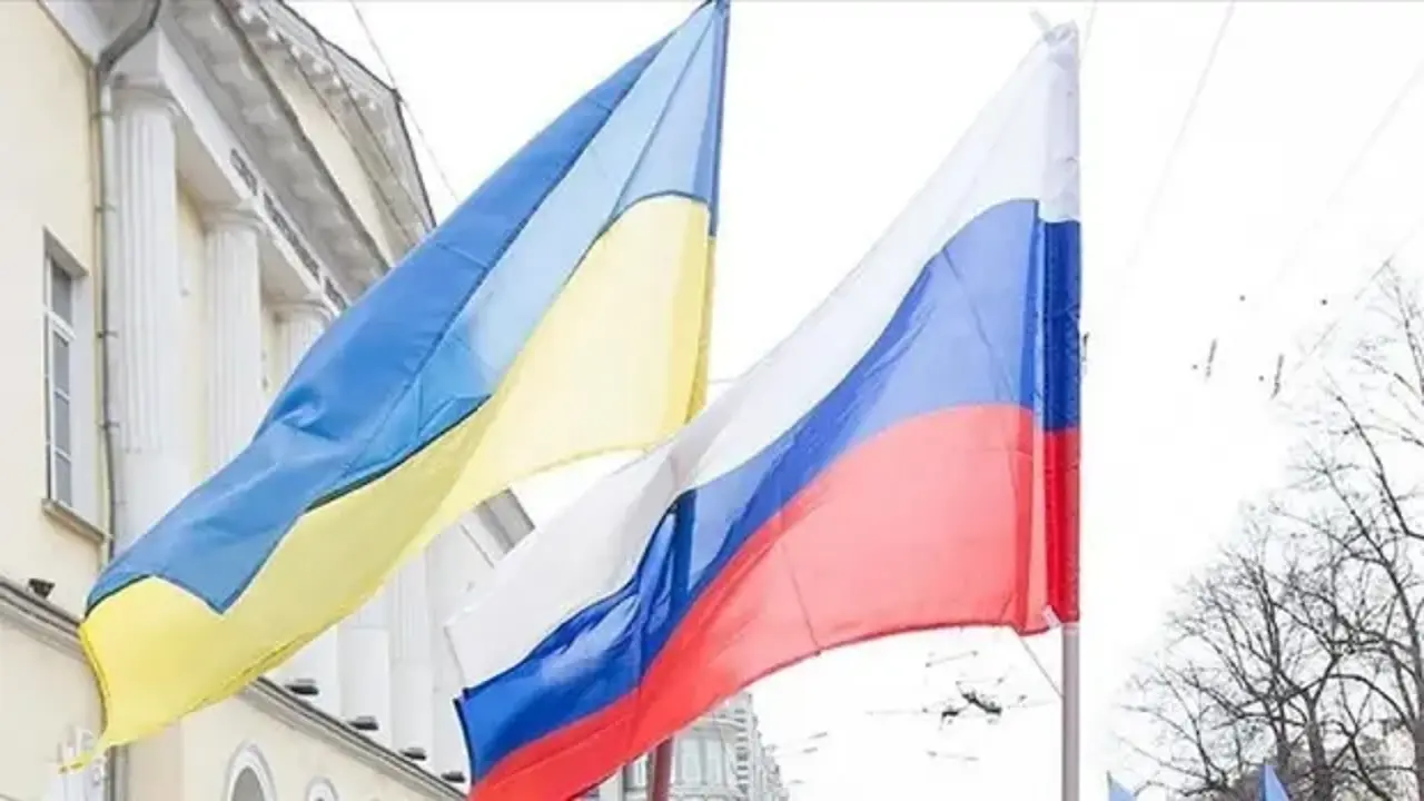 Ukrayna'dan Rusya'ya saldırı: Sanayi tesisleri ve askeri havaalanı hedef alındı