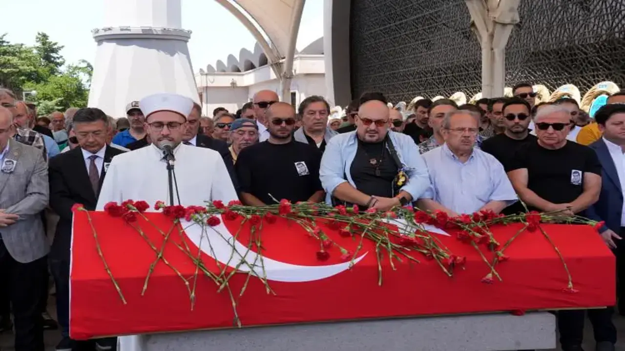 Usta sanatçı Zihni Göktay son yolculuğuna uğurlandı