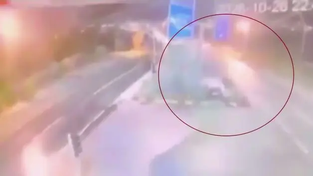 Van'da 2 kişinin hayatını kaybettiği kaza anı ortaya çıktı