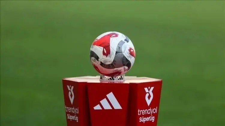 Yapay zekadan 2. haftada şampiyonluk kehaneti: En yakın rakibine büyük fark!