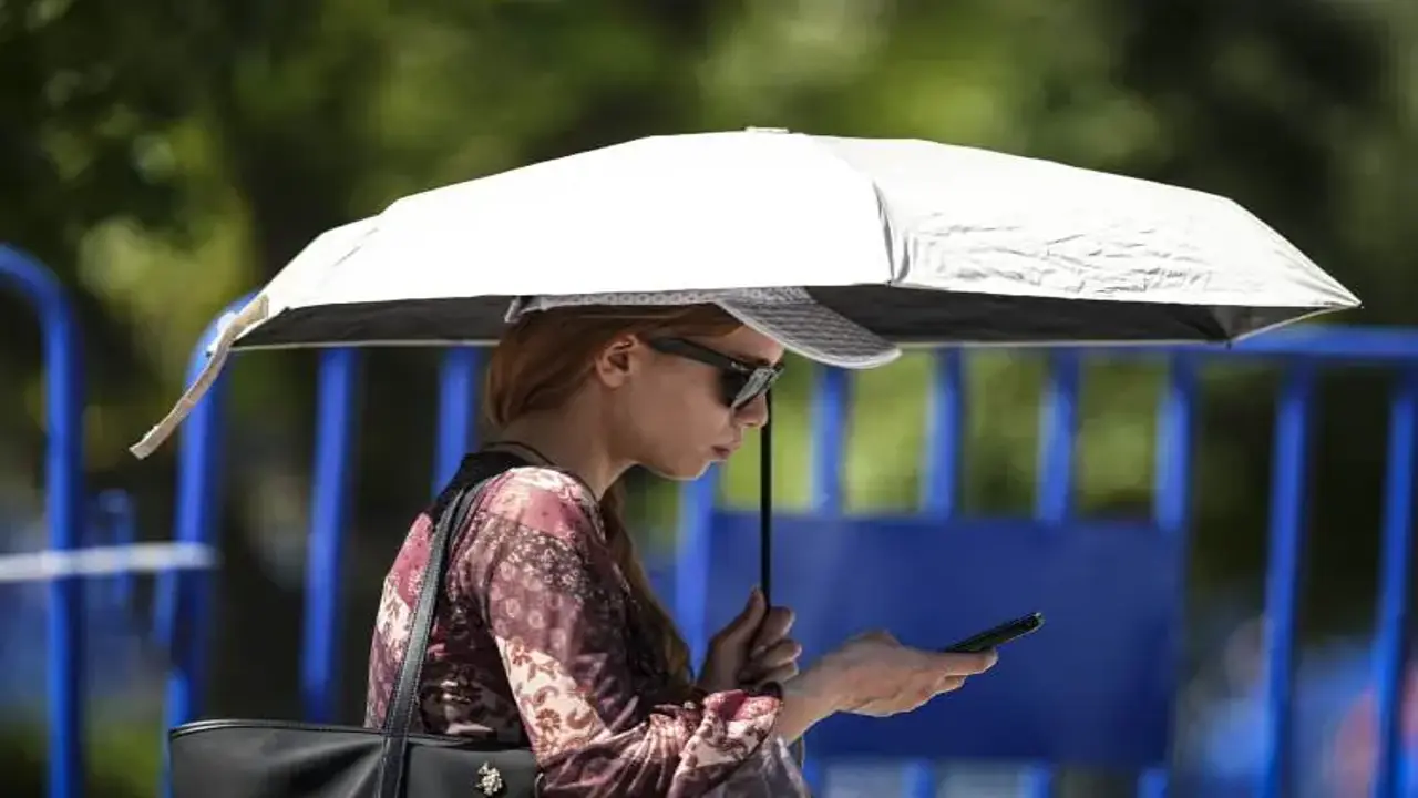 Yaz havasına kısa mola! İstanbul'a sağanak geliyor, meteoroloji tarih verdi